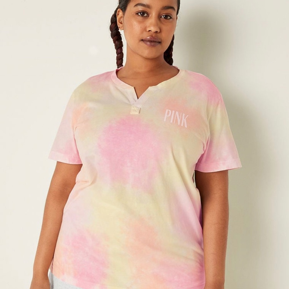 PINK COTTON SHORT-SLEEVE HENLEY CAMPUS T-SHIRT